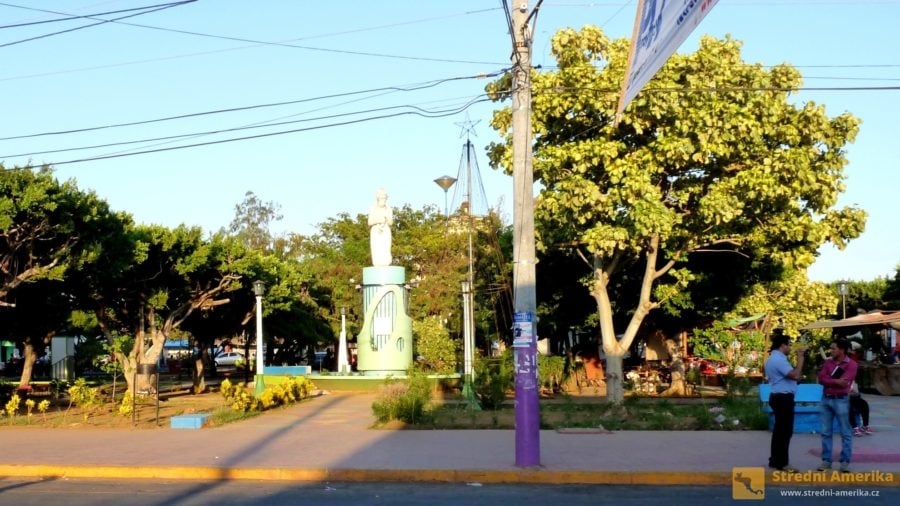 Nikaragua. Leon má pověst prosandinovského města